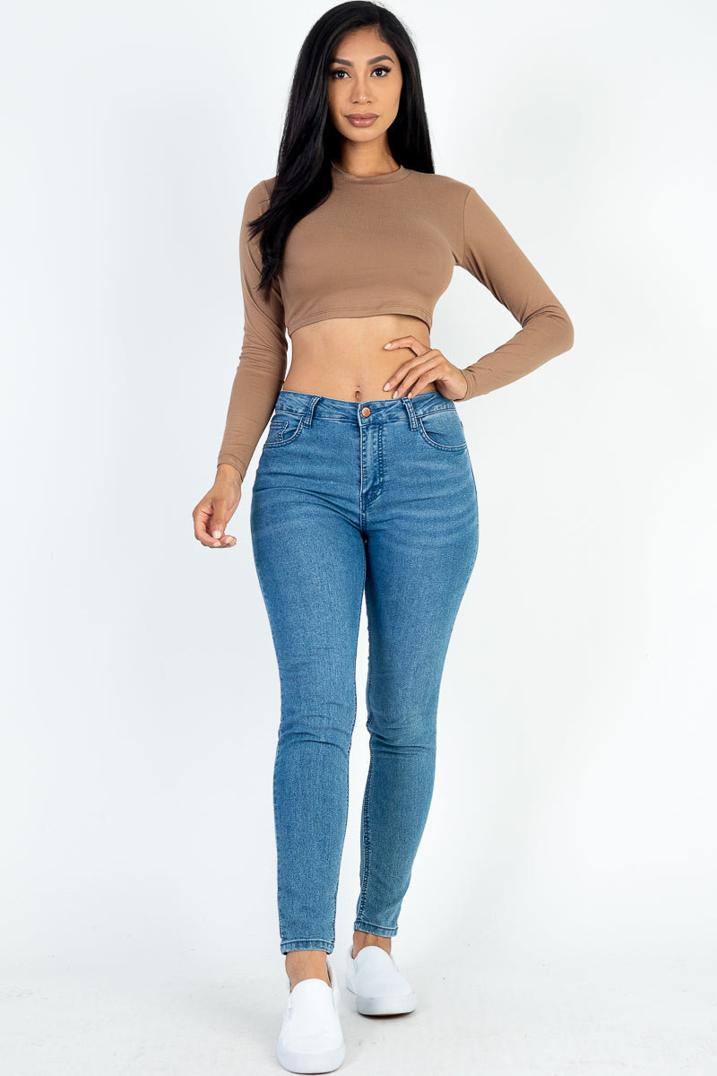 Crew Neck Long Sleeve Cropped Top